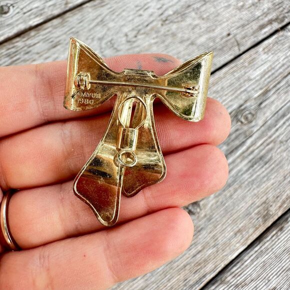 Vintage Gold Tone Bow Brooch: Signed Ribbon Pin - Picture 2 of 2